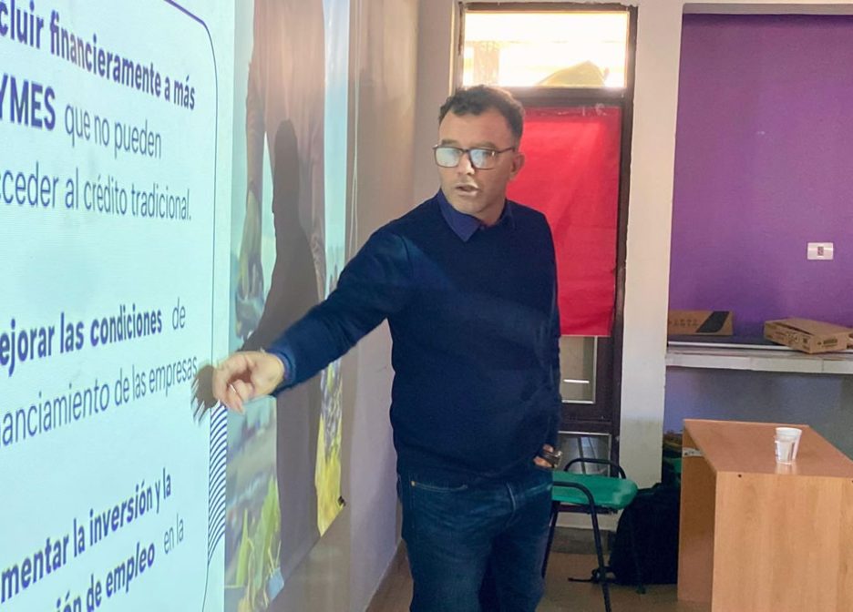 Más de 80 PyMEs y emprendedores participaron del ciclo de charlas “Garantías que conectan” que Fogacat realizó con éxito en Belén y Londres